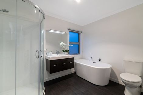 Photo of property in 23 Rochfort Crescent, Pyes Pa, Tauranga, 3112