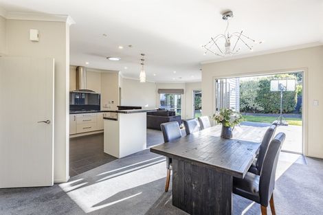 Photo of property in 3 Peppertree Glade, Kelvin Grove, Palmerston North, 4414