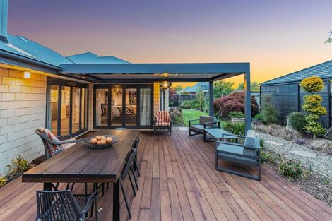 Photo of property in 8 Bernadette Street, Aidanfield, Christchurch, 8025