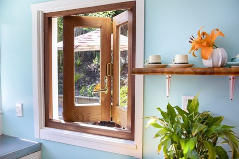 Photo of property in 99 Shakespeare Road, Bluff Hill, Napier, 4110