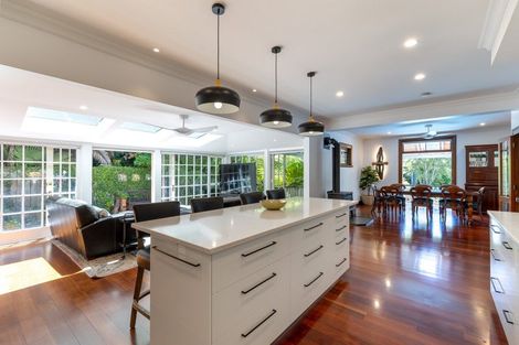 Photo of property in 23 Brougham Street, Nelson South, Nelson, 7010