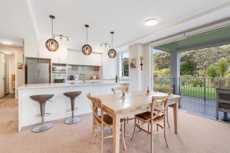 Photo of property in 122 Eaves Bush Parade, Orewa, 0931