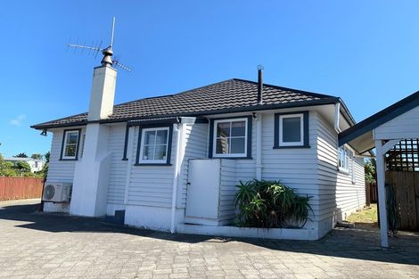 Photo of property in 52 Poplar Avenue, Raumati South, Paraparaumu, 5032