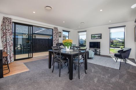 Photo of property in 5 Smiley Place, Mosgiel, 9024