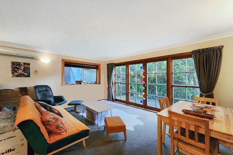 Photo of property in 76 Glenmore Street, Northland, Wellington, 6012