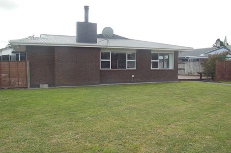 Photo of property in 1 Ouse Street, Rongotea, 4476