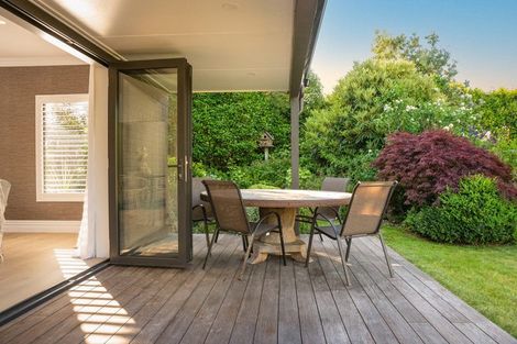 Photo of property in 5 Lavinia Grove, Waikanae Beach, Waikanae, 5036