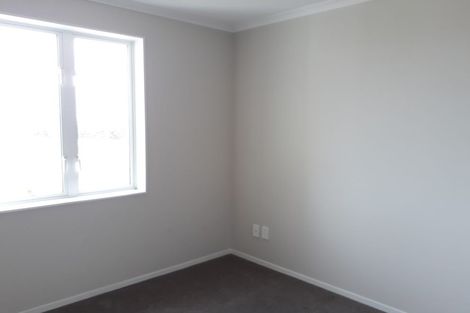 Photo of property in 10 Saddleback Crescent, Papakura, 2110