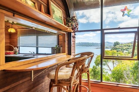 Photo of property in 321 Marine Drive, York Bay, Lower Hutt, 5013