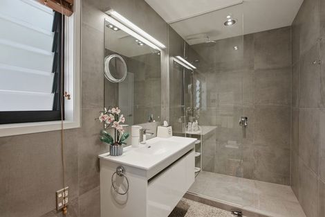 Photo of property in 4/66 Powderham Street, New Plymouth, 4310
