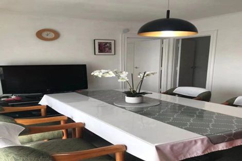 Photo of property in 20 Karaka Street, New Lynn, Auckland, 0600