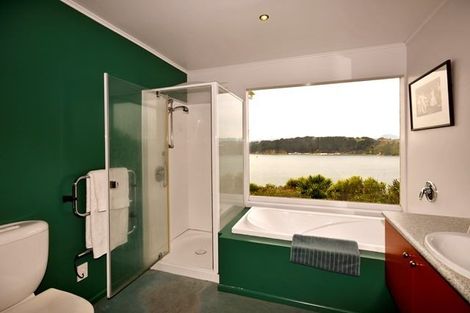 Photo of property in 67 Grafton Road, Roseneath, Wellington, 6011