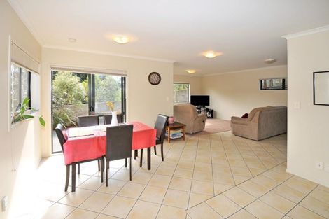 Photo of property in 18 Catrina Avenue, Birkenhead, Auckland, 0626