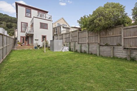 Photo of property in 60 Austin Street, Mount Victoria, Wellington, 6011