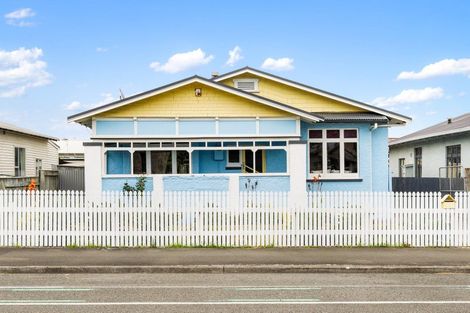 Photo of property in 127 Wellesley Road, Napier South, Napier, 4110