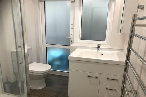 Photo of property in Fountain Court, 5/48 Oriental Parade, Oriental Bay, Wellington, 6011