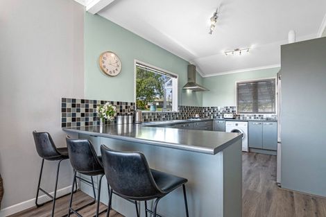 Photo of property in 19 Coulter Road, Owhata, Rotorua, 3010