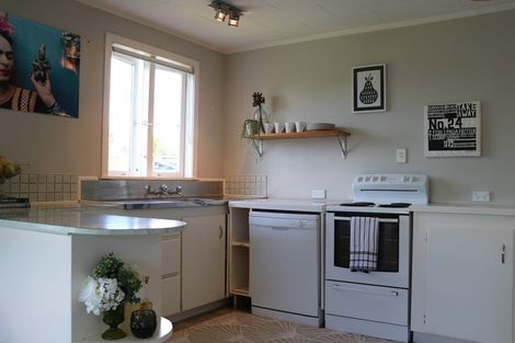 Photo of property in 7 School Road, Riverhead, 0820