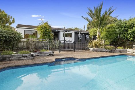 Photo of property in 5a Bayly Street, Waitara, 4320