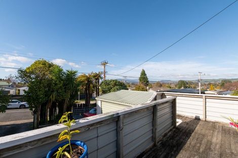 Photo of property in 2 Spencer Street, Western Heights, Rotorua, 3015