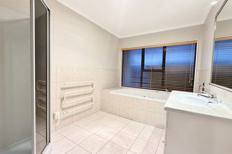 Photo of property in 178 Whitford Road, Somerville, Auckland, 2014