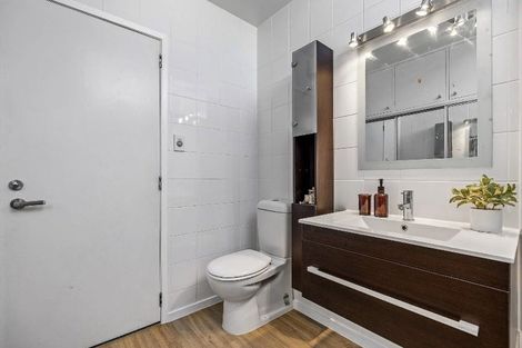 Photo of property in 72b Office Road, Merivale, Christchurch, 8014