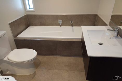 Photo of property in 10 Ridgeview Close, Red Beach, 0932