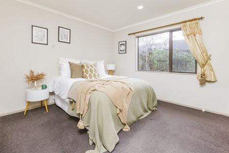 Photo of property in 10d Evans Road, Weymouth, Auckland, 2103