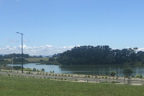 Photo of property in 6 Omahuru Road, Glenbrook, 2681