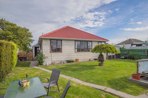 Photo of property in 8 Tay Street, Waimataitai, Timaru, 7910