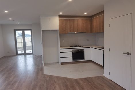 Photo of property in 2 Hoia Street, Papakura, 2110