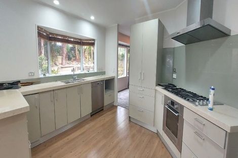 Photo of property in 825 Chapel Road, Shamrock Park, Auckland, 2016