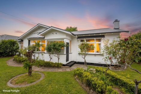 Photo of property in 124 Anzac Parade, Whanganui East, Whanganui, 4500
