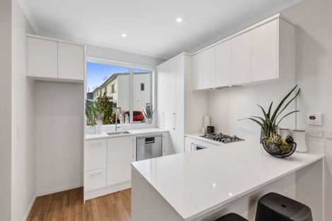 Photo of property in 18 Horo Road, Flat Bush, Auckland, 2019