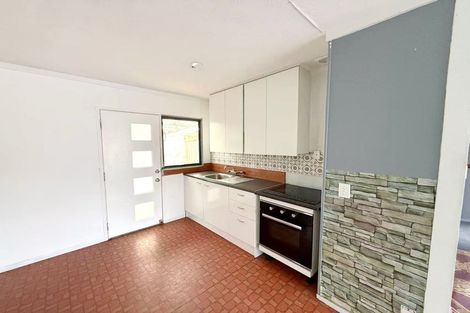 Photo of property in 2/4a Vine Street, Mangere East, Auckland, 2024