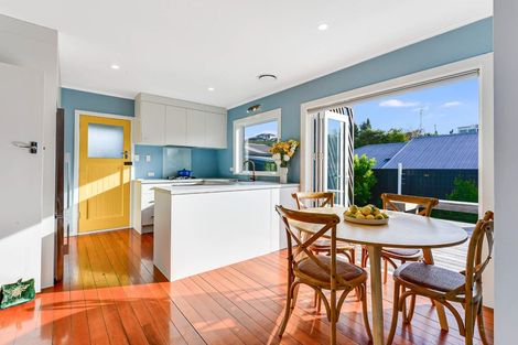 Photo of property in 18 Williamson Street, Cambridge, 3434