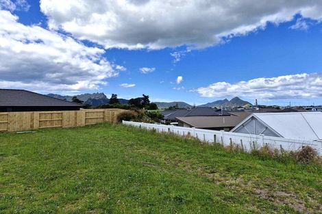 Photo of property in 17 Te Taniwha Road, One Tree Point, 0118