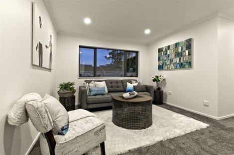 Photo of property in 6 Barrique Road, Kumeu, 0810