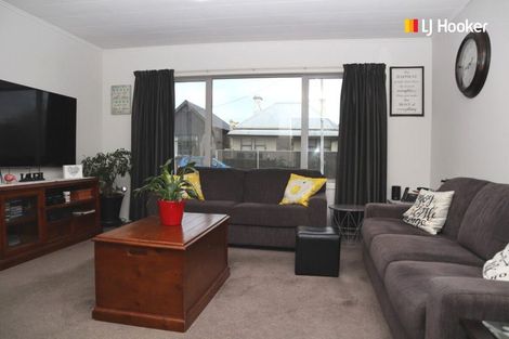 Photo of property in 11 Dick Street, South Dunedin, Dunedin, 9012