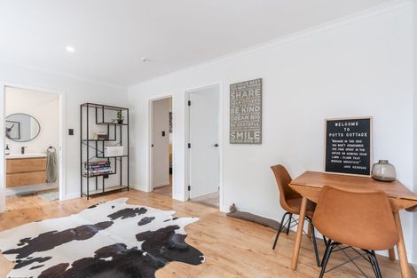 Photo of property in 18 Thornton Road, Cambridge, 3434