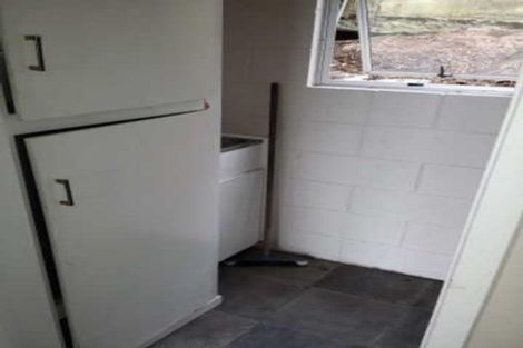 Photo of property in 16 Findlay Street, Moturoa, New Plymouth, 4310