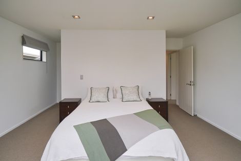 Photo of property in 43 Westpark Drive, Burnside, Christchurch, 8053