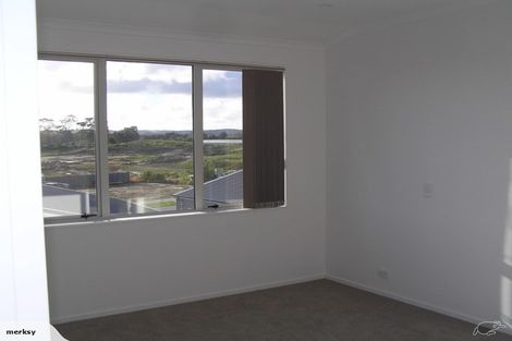 Photo of property in 39 Whenuapai Drive, Whenuapai, Auckland, 0618