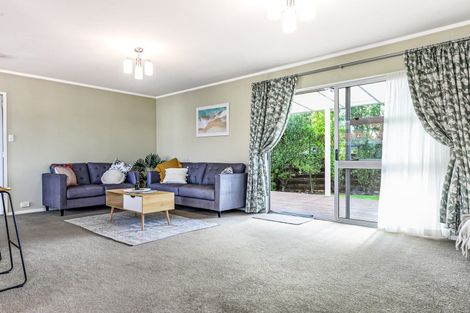 Photo of property in 16a Brightwell Place, Nawton, Hamilton, 3200