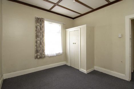 Photo of property in 64 Lyndhurst Street, Takaro, Palmerston North, 4412