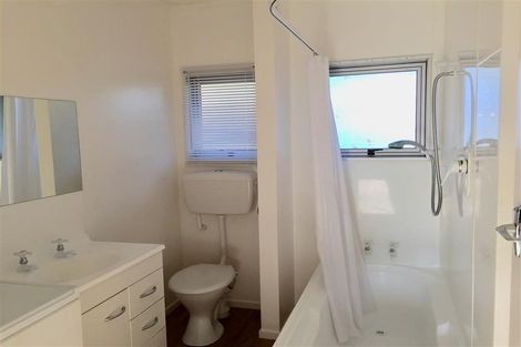 Photo of property in 4j Rutland Street, Picton, 7220