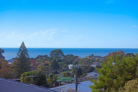 Photo of property in 8b Ladies Mile, Manly, Whangaparaoa, 0930