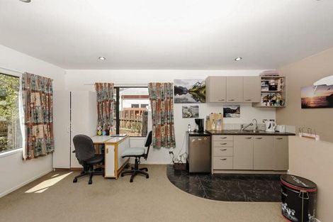 Photo of property in 2 Cyclarama Crescent, Massey, Auckland, 0614