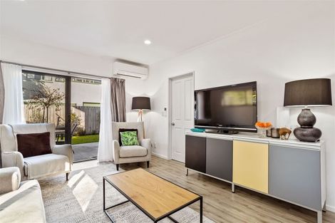 Photo of property in 15 Butia Avenue, Henderson, Auckland, 0612