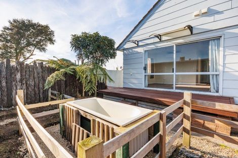 Photo of property in 6 Thames Street, Roslyn, Palmerston North, 4414